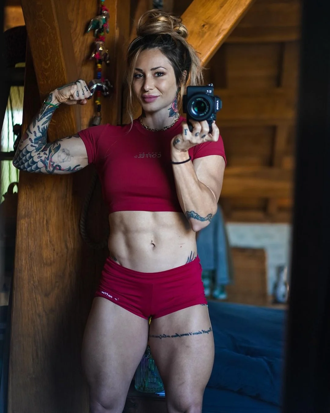 Celia Gabbiani picture 1 of 3