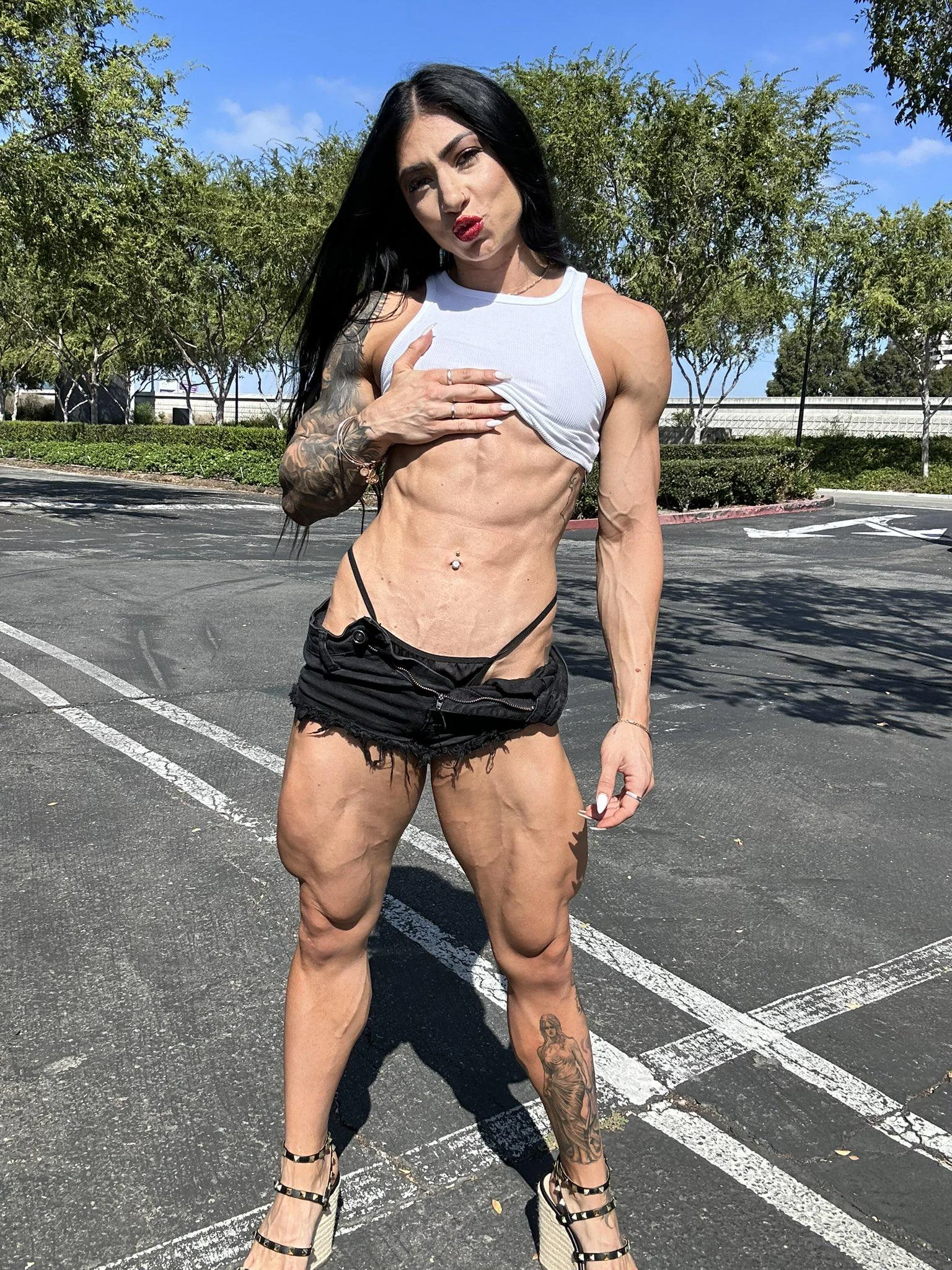 Nathalie Nichols picture 1 of 1