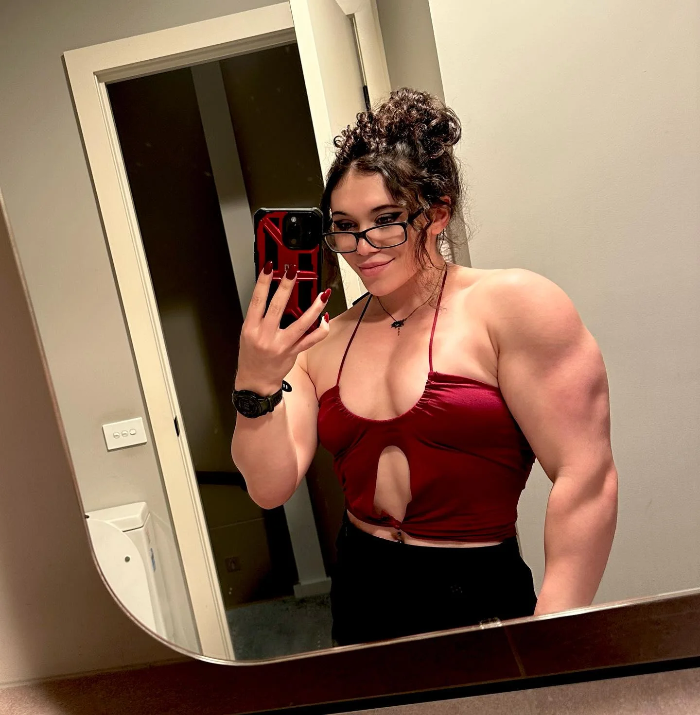 Ariel Rose picture 1 of 1