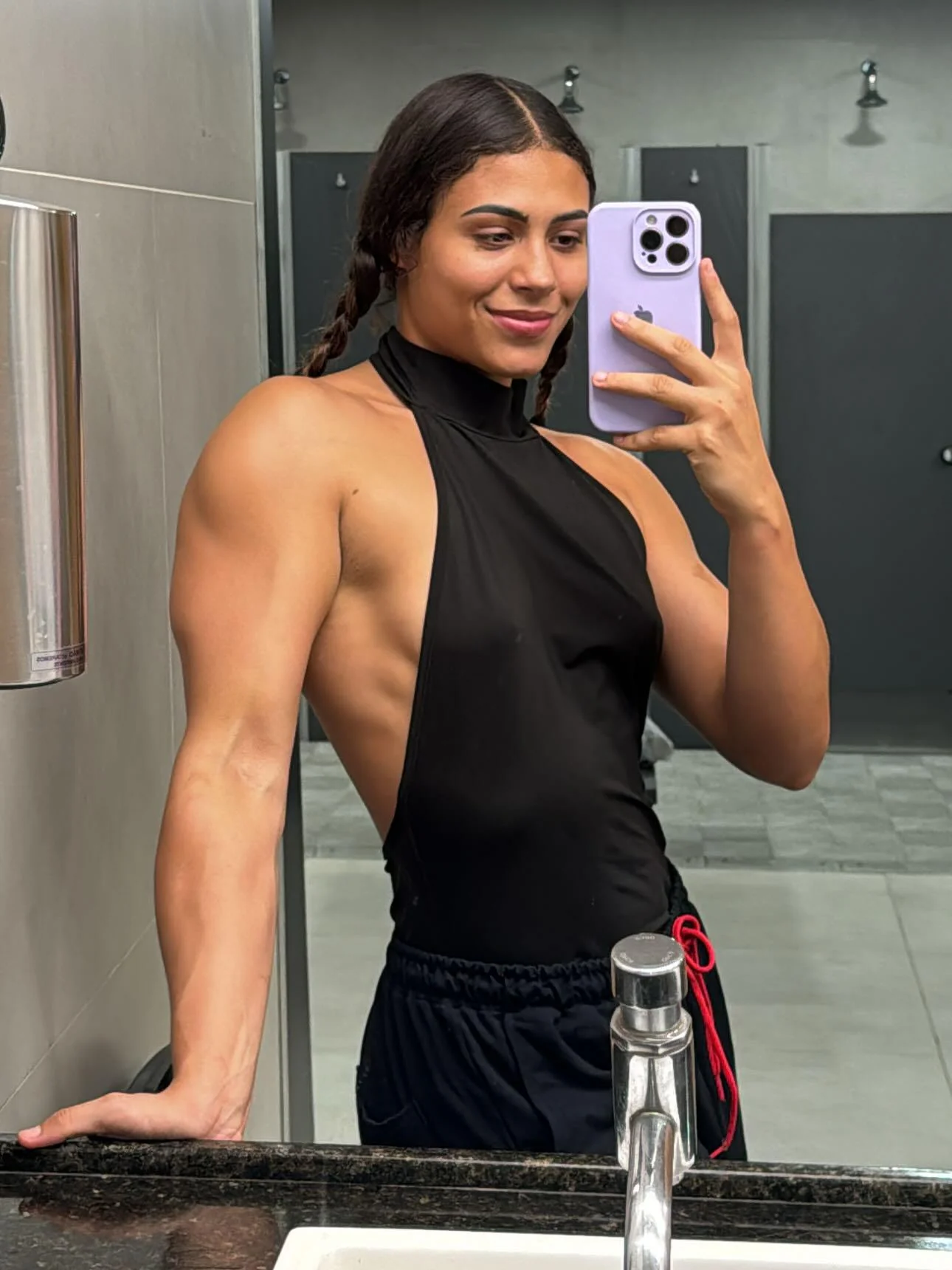 Liriel Martins picture 1 of 1