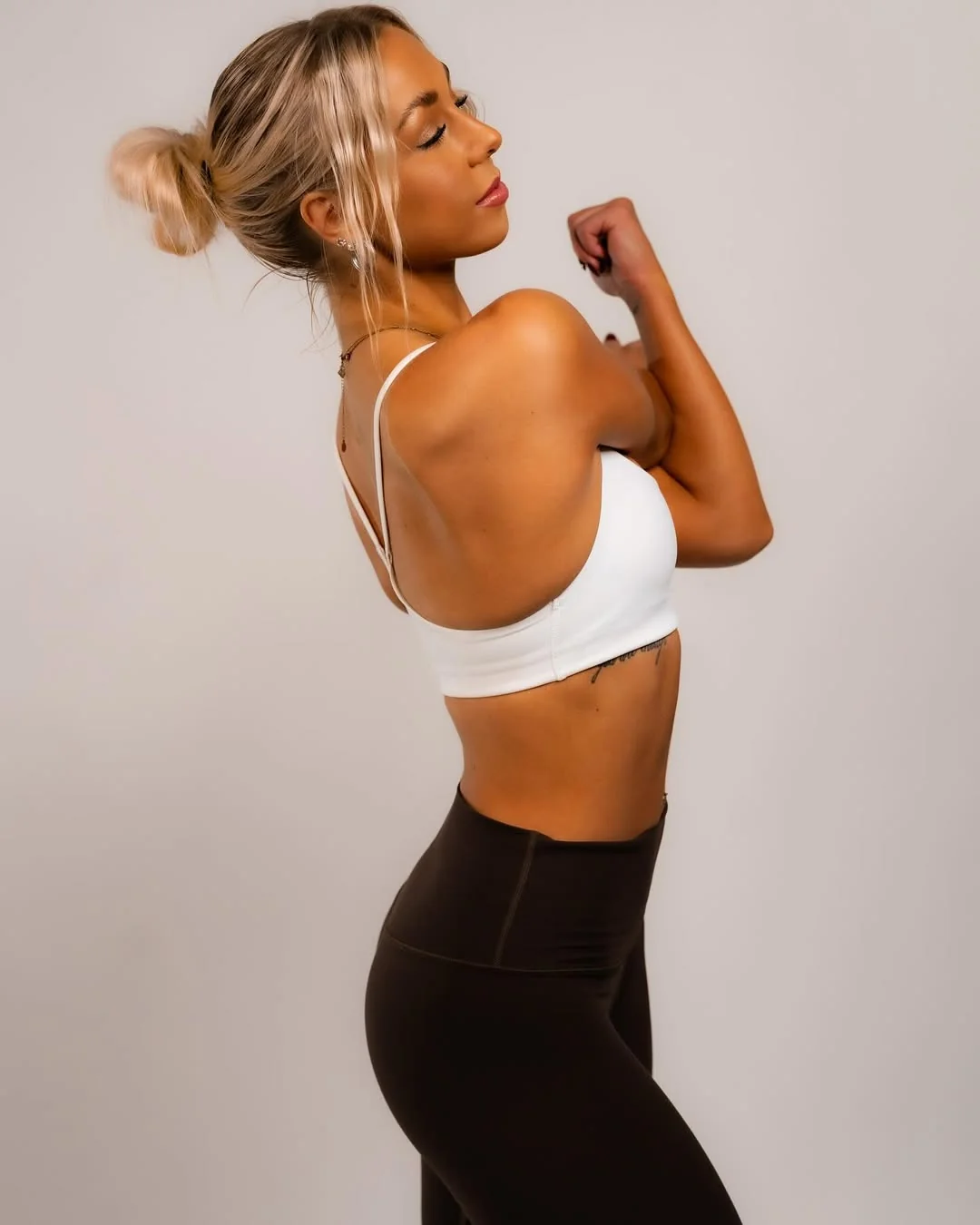 Nichole Smith picture 2 of 5