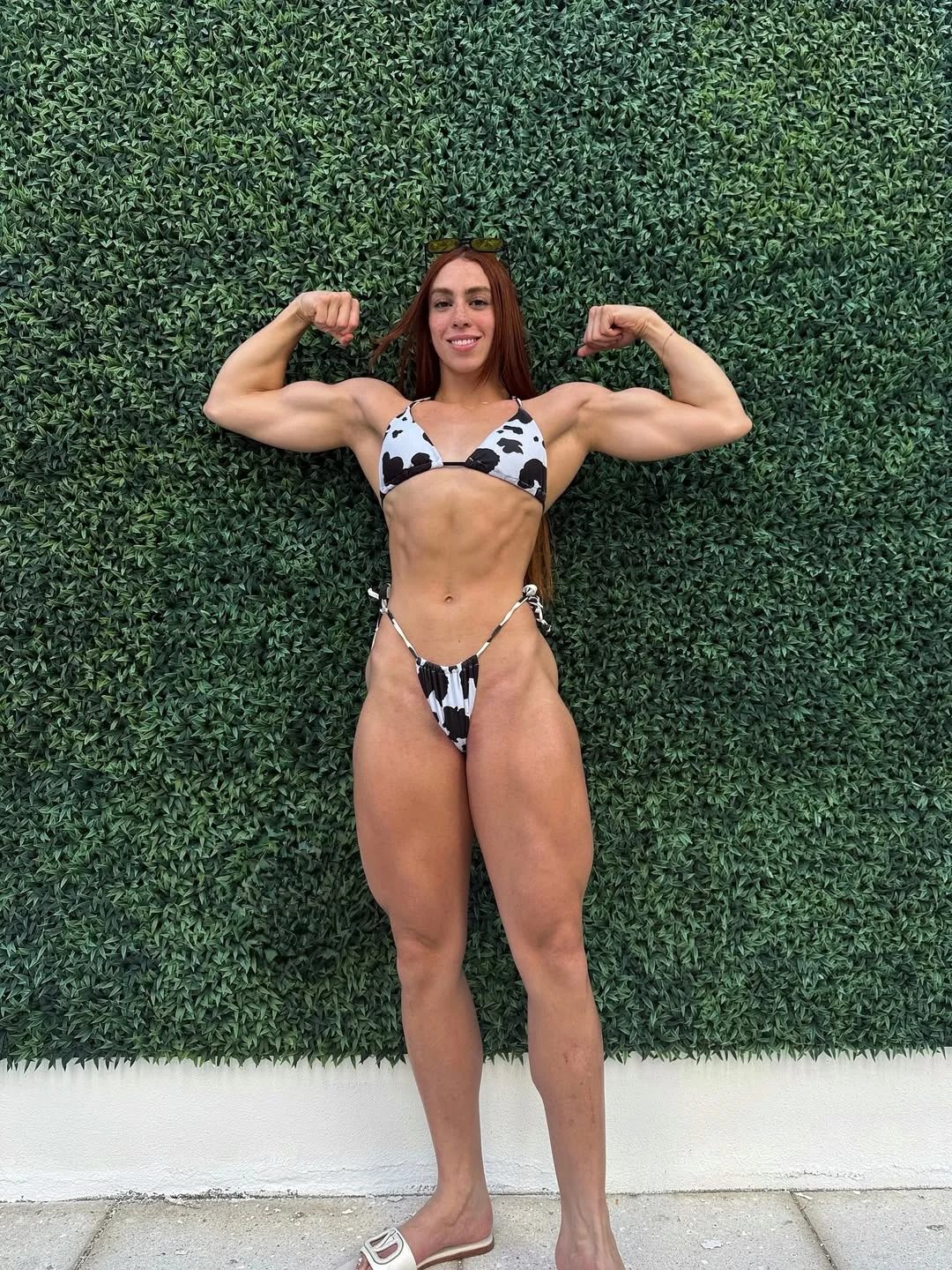 Paola Ramos picture 6 of 8