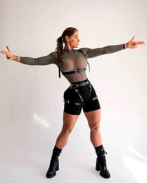 Mia Sand - Tomb Raider'