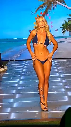 Shayna Holt'