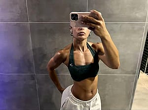 Leoni Marie'