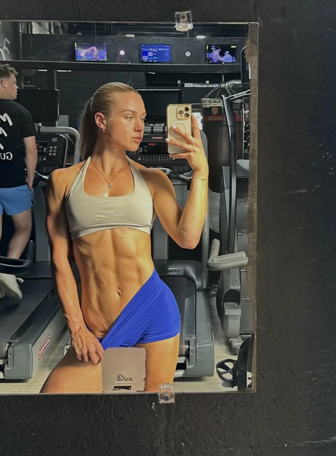 Leonarda Farkas picture 1 of 1