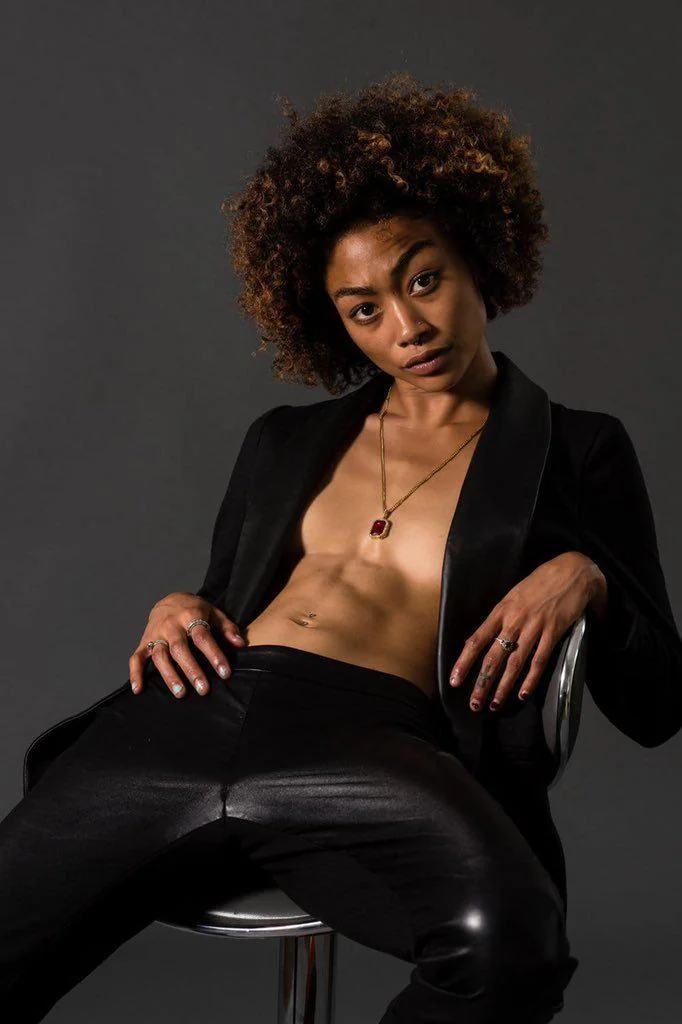 Tati Gabrielle picture 1 of 1