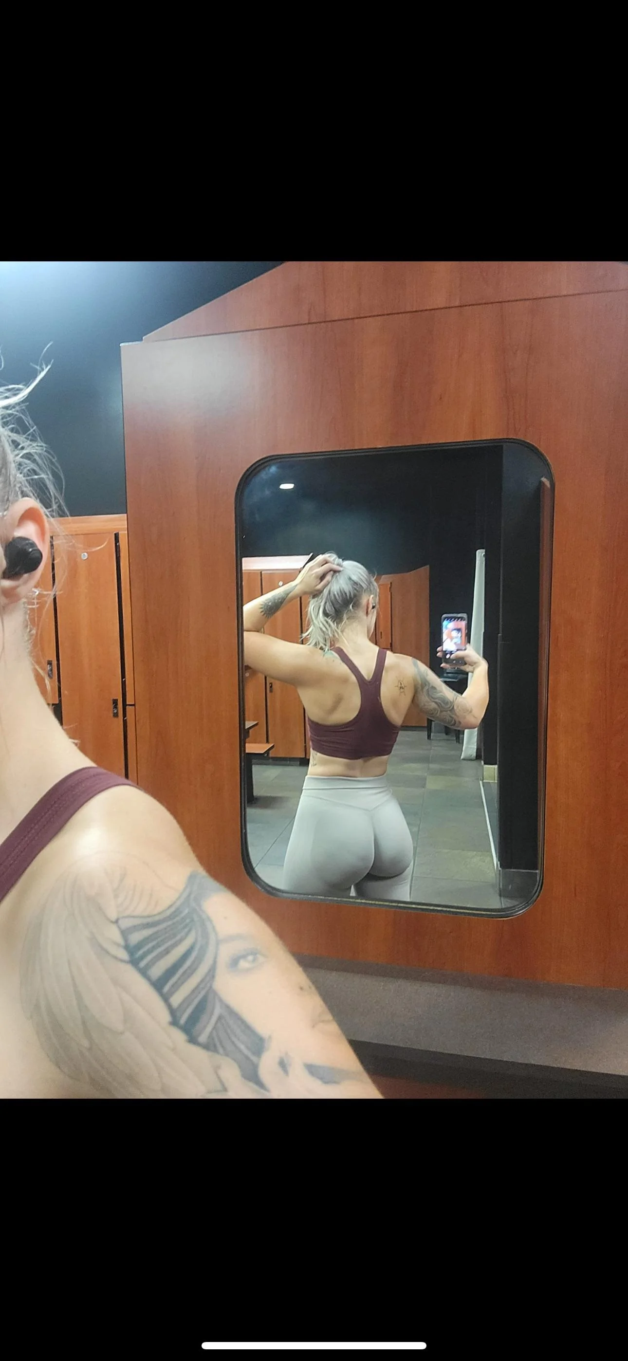 Fit PAWG picture 2 of 2